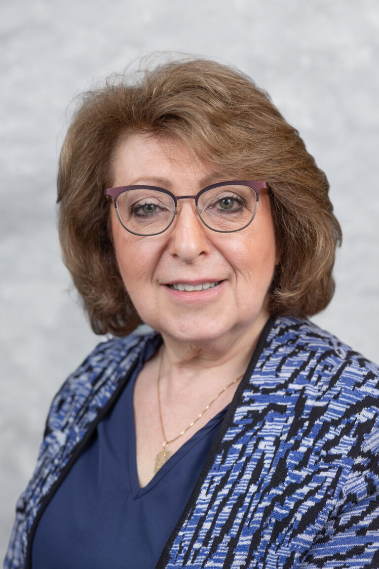 Photograph of Nata Mendlovic, MBA, MT(ASCP)